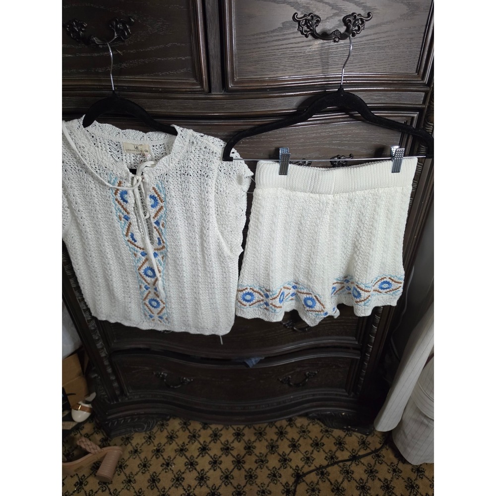 Urban Daizy White Crochet Knit 2 Piece Set Embroidered Boho Top Shorts Small Med